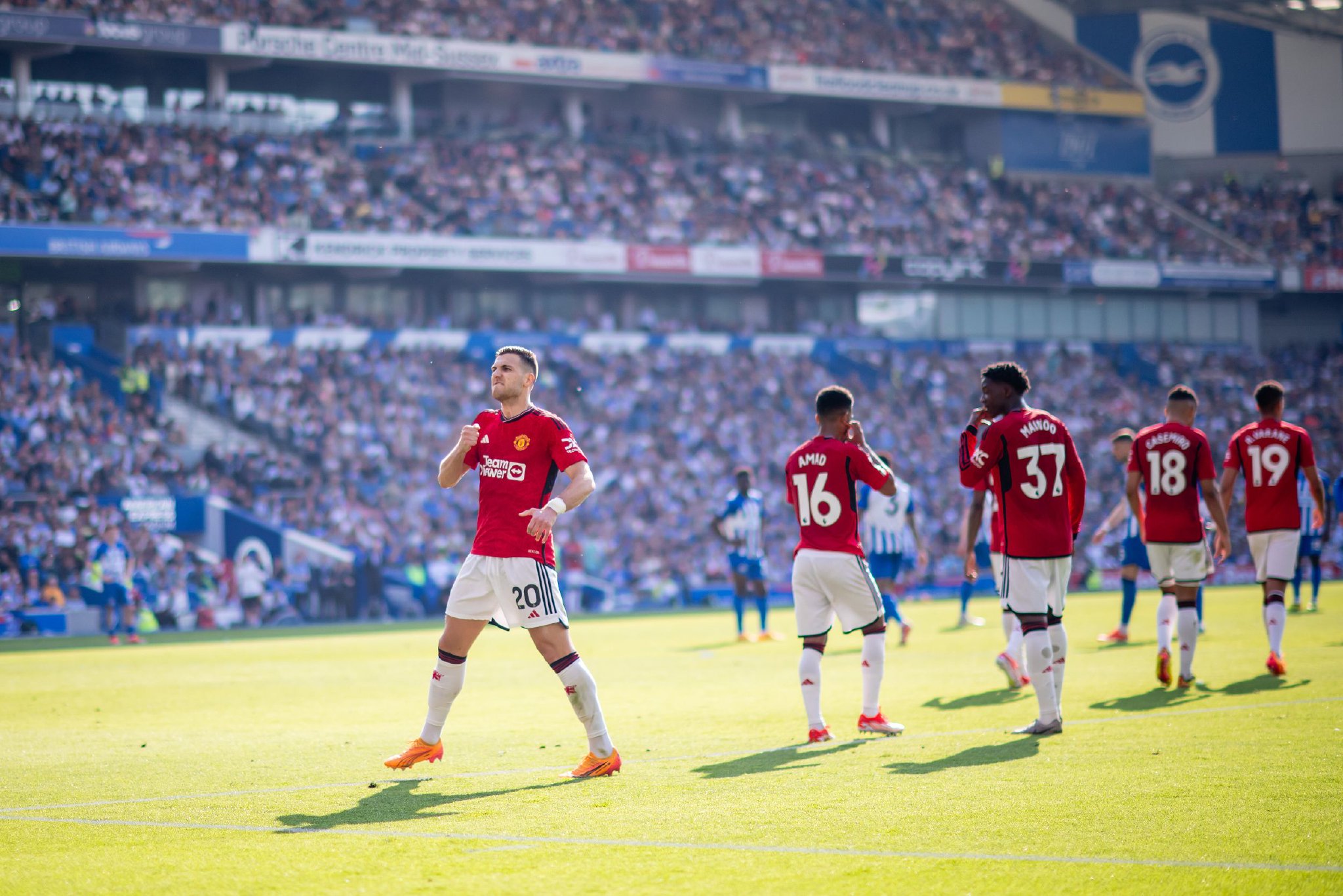 展开激烈角 展开激烈角